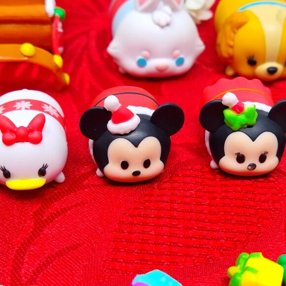 HUGE Lot Of 40+ Vinyl Tsum Tsum Figures 3 Sizes Figures, Stands & Accessories - Picture 5 of 14